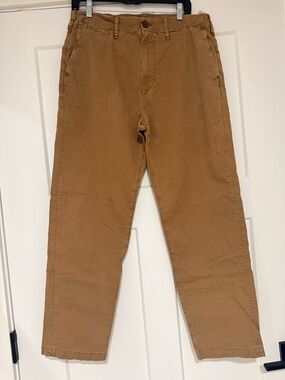American Eagle khaki 33x32